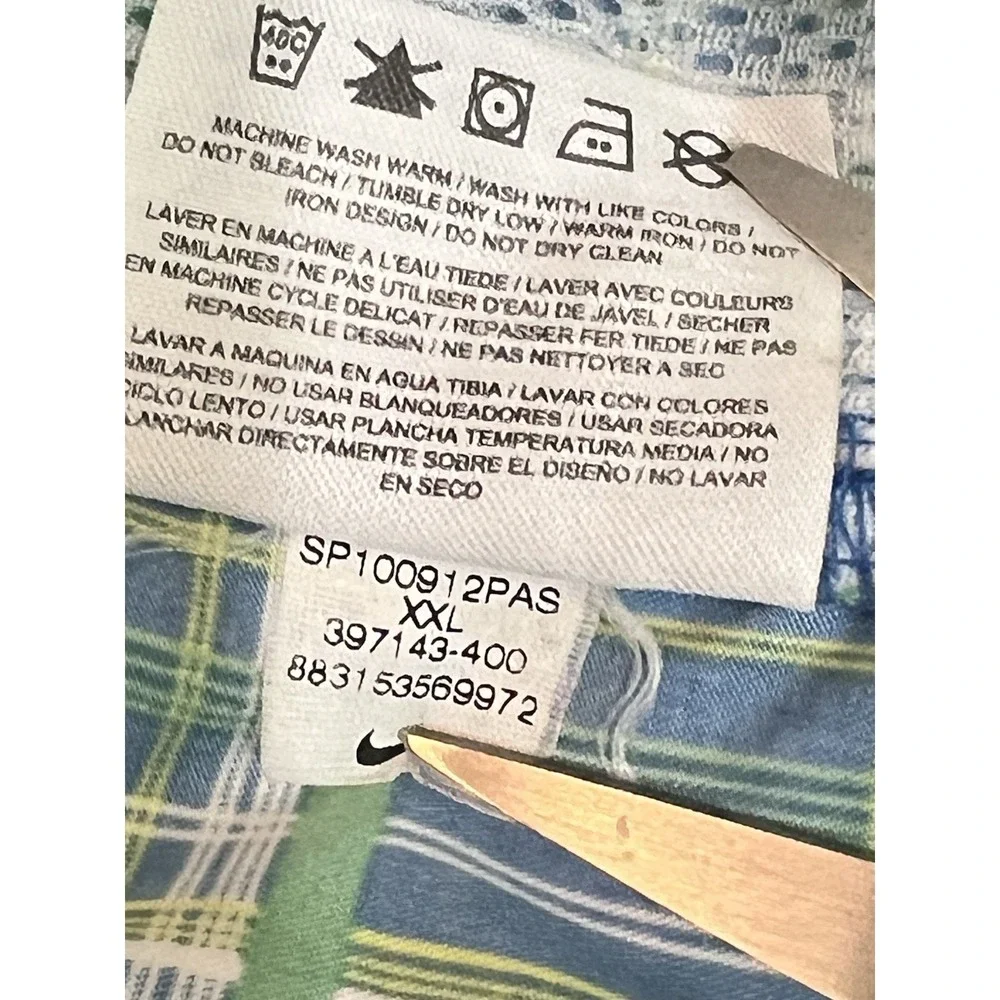 Nike Swoosh‎ Board Shorts Swim Trunks Mens Size XXL Plaid Blue Green Drawstring
